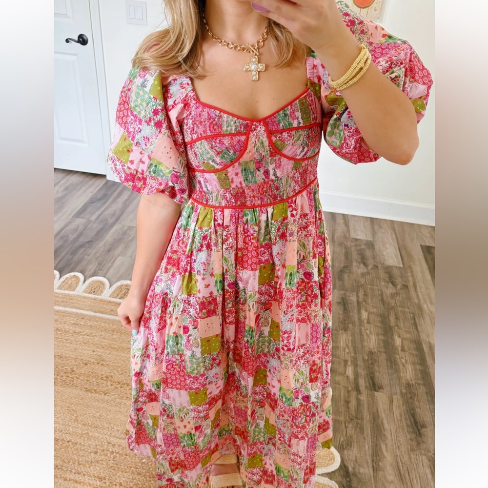 The Moment Patchwork Maxi dress
Color collective 
Size large